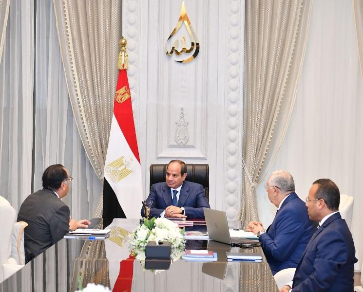 الرئيس السيسي يطلع على جهود الحكومة لتحسين إنتاجية الفدان في مصر