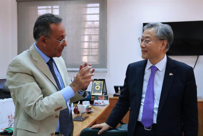 سفير كوريا الجنوبية بالقاهرة يزور المتحف القومي للحضارة