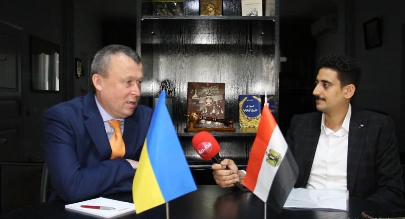 سفير أوكرانيا: ضربنا أهدافا استراتيجية للجيش الروسي.. والحرب ليست بالجبهة فقط