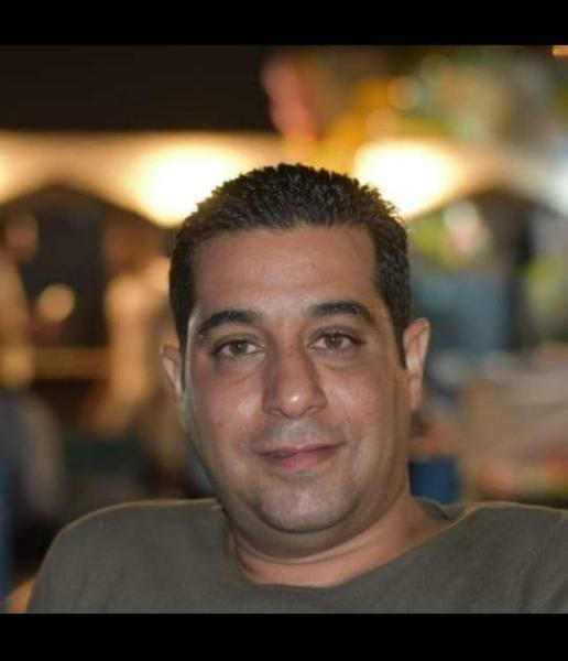 أحمد عصمان مدير المتابعة في راديو 9090