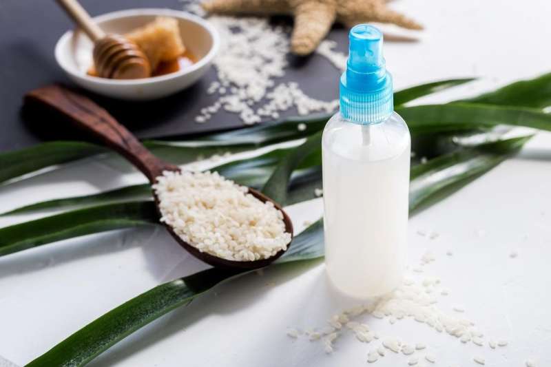 يكسبك جلد صحي.. فوائد متنوعة لاستخدام ماء الأرز على البشرة والشعر