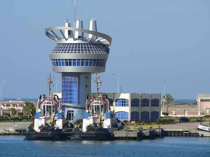 ميناء دمياط يعلن تداول 37 حاوية خلال 24 ساعة