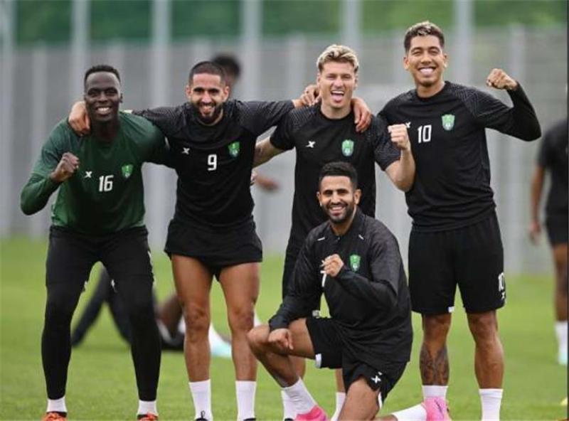 موعد مباراة أهلي جدة والطائي اليوم الثلاثاء في الدوري السعودي والقنوات الناقلة