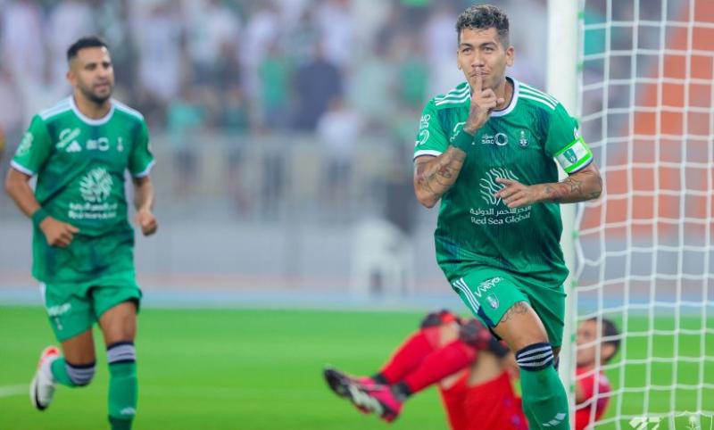 فيرمينو ومحرز يقودان تشكيل الأهلي أمام الطائي في الدوري السعودي