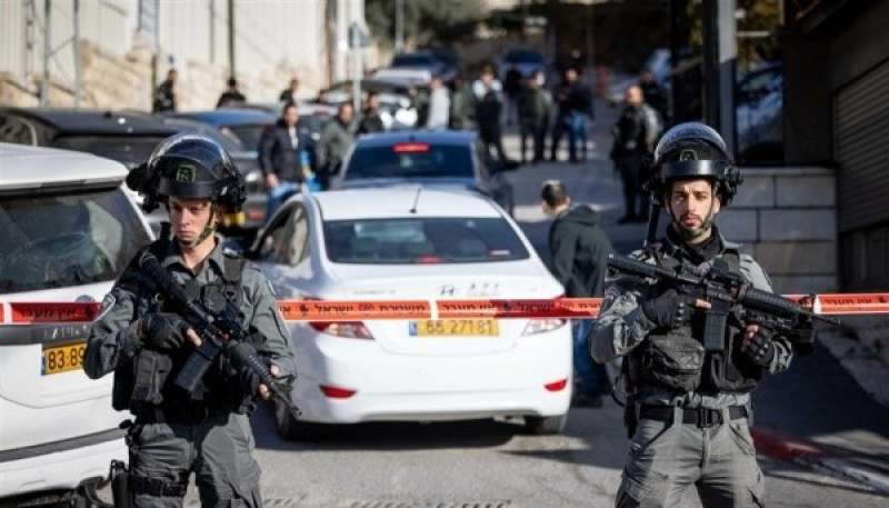 مقتل شخص في اشتباك بين قوات الأمن الفلسطينية ومسلحين