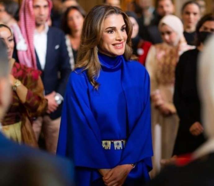 «بطريقة مميزة ».. الملكة رانيا العبدالله تشارك سيدات قرية حور