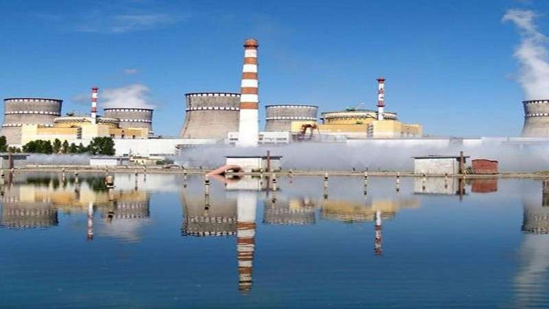 باحث نووي يفجر مفاجأة لـ «الطريق» حول خطورة محطة زابوريجيا النووية