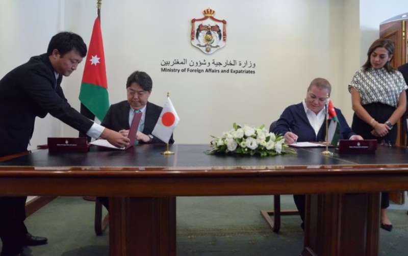 اليابان تقرض الأردن 100 مليون دولار لإصلاح قطاع الكهرباء