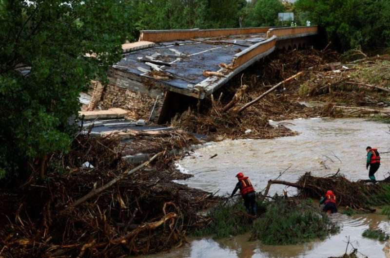فيضانات إسبانيا: قتيلان وثلاثة مفقودين بعد هطول أمطار غزيرة