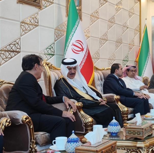 العلاقات السعودية الإيرانية.. سفير المملكة يصل إلى طهران ويؤكد ضرورة التعاون