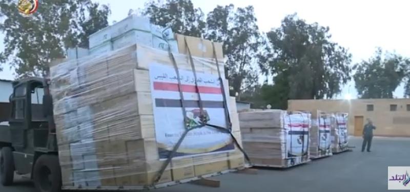 تنفيذا لتوجيهات الرئيس.. لحظة وصول المساعدات المصرية إلى ليبيا «شاهد»