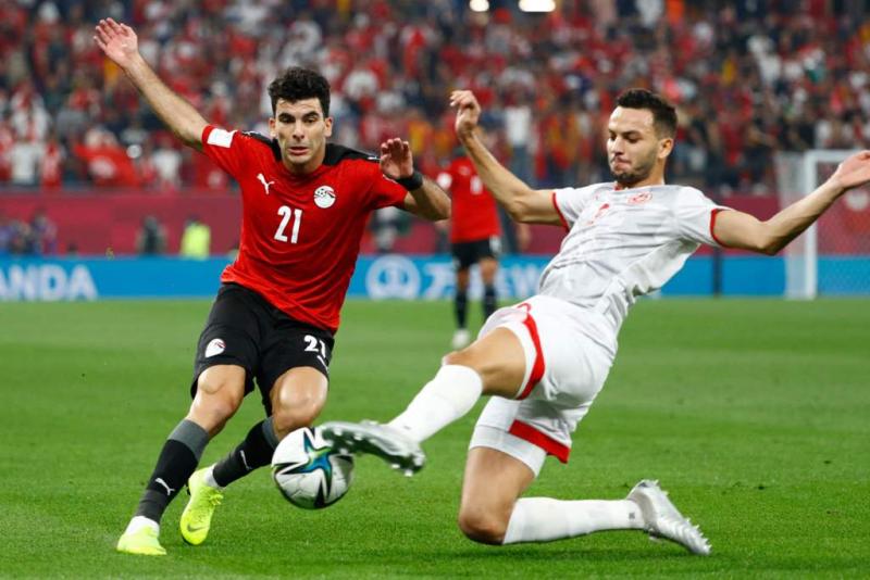 منتخب مصر يقلص الفارق أمام تونس بصاروخية عمر كمال