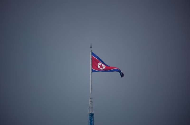 كوريا الشمالية تطلق صاروخين باليستيين أثناء زيارة الزعيم كيم لروسيا