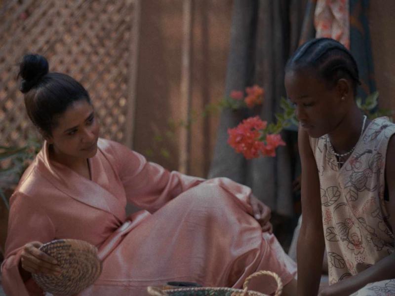 الفيلم السوداني وداعًا جوليا يرفع راية كامل العدد قبل شهر من عرضه في مهرجان لندن السينمائي