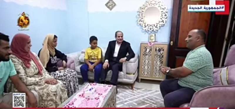 عاجل... الرئيس السيسي يستجيب لسيدة مصرية ويتوجه لزيارتها في مسكنها ببني سويف