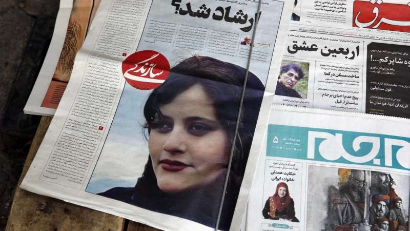 ذكرى وفاة مهسا أميني تشعل مظاهرات إيرانية