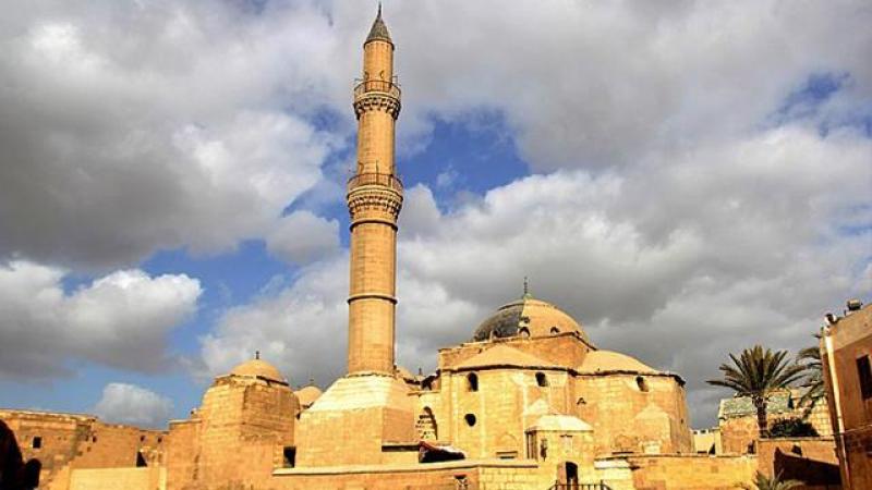 مسجد سليمان باشا الخادم 
