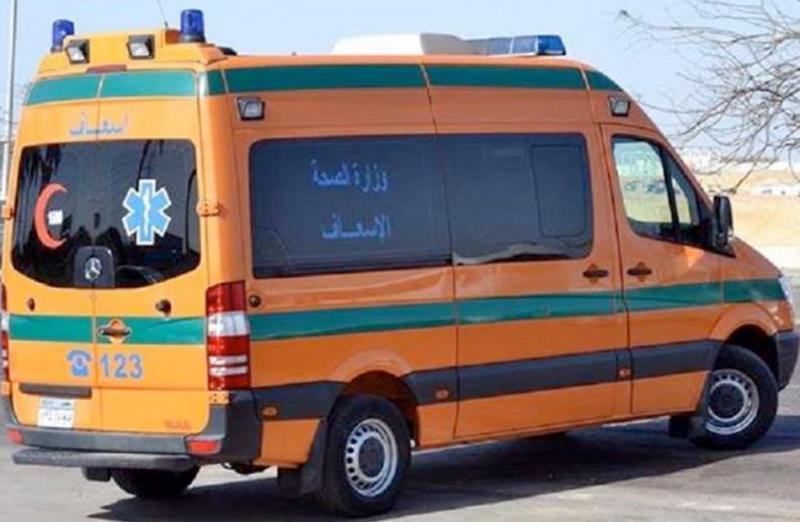 إصابة 15 شخصا في حادث تصادم على طريق أسيوط الغربي