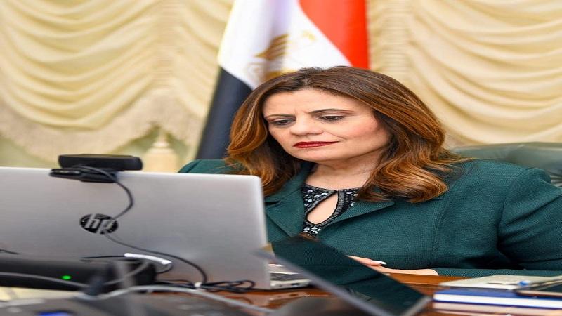 وزيرة الهجرة تعقد اجتماعًا بمؤسسي شركة المصريين بالخارج للاستثمار