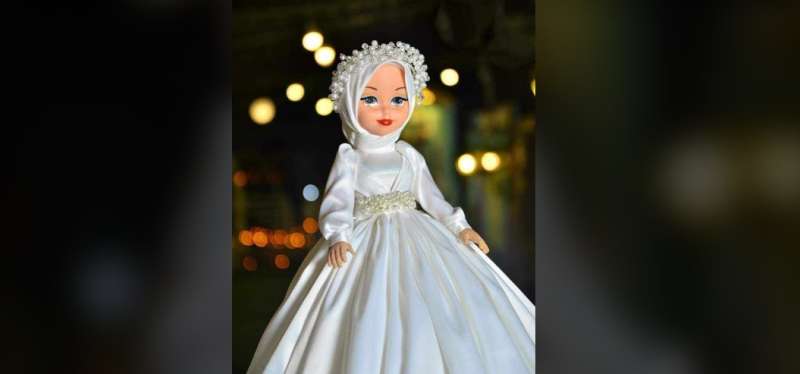 «محجبة وبفستان سواريه».. أحدث موضة لعروسة المولد في 2023