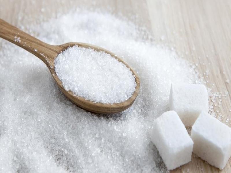 التجارة والصناعة تمد قرار حظر تصدير السكر لمدة 3 أشهر