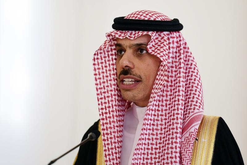 وزير الخارجية السعودي يدعو للإسراع في حل عاجل للقضية الفلسطينية