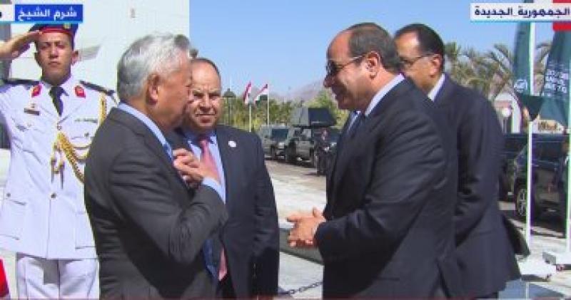 الرئيس السيسي يصل مقر انعقاد اجتماعات البنك الآسيوي في شرم الشيخ