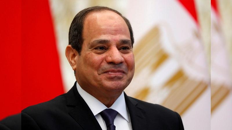 الرئيس السيسى يصل جامعة قناة السويس ضمن فعاليات تفوق جامعات مصر