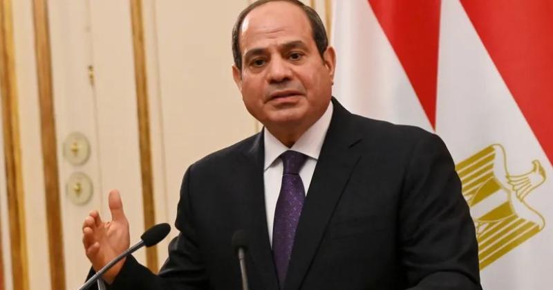 أحمد موسى: «الرئيس السيسي سيلقي كلمة بعد قليل ولازم تركزوا فيها كويس»