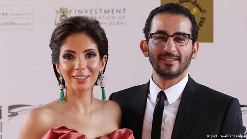 أحمد حلمي يكشف سر استمرار زواجه من منى زكي لأكثر من 20 عام.. (فيديو)
