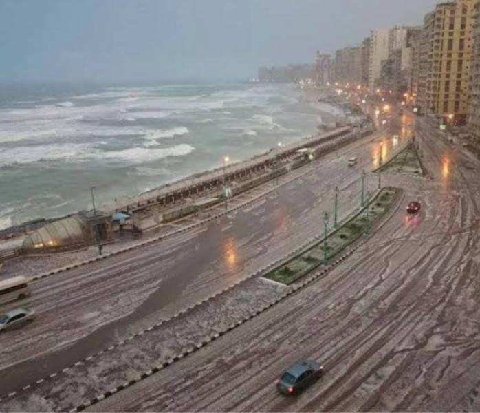 الأمطار تضرب الإسكندرية بعد سيول مطروح.. تحذيرات جديدة من الأرصاد