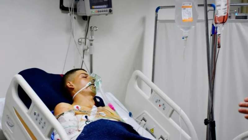 أحد المصابين في هجوم حمص