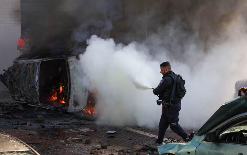 استشهاد 3 في غزة بقصف إسرائيلي رداً على هجوم حماس