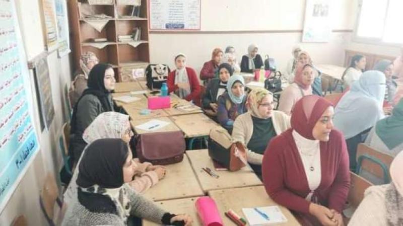 غدا تسليم كشوف المعلمين الناجحين بمسابقة 30 ألف معلم للمديريات التعليمية
