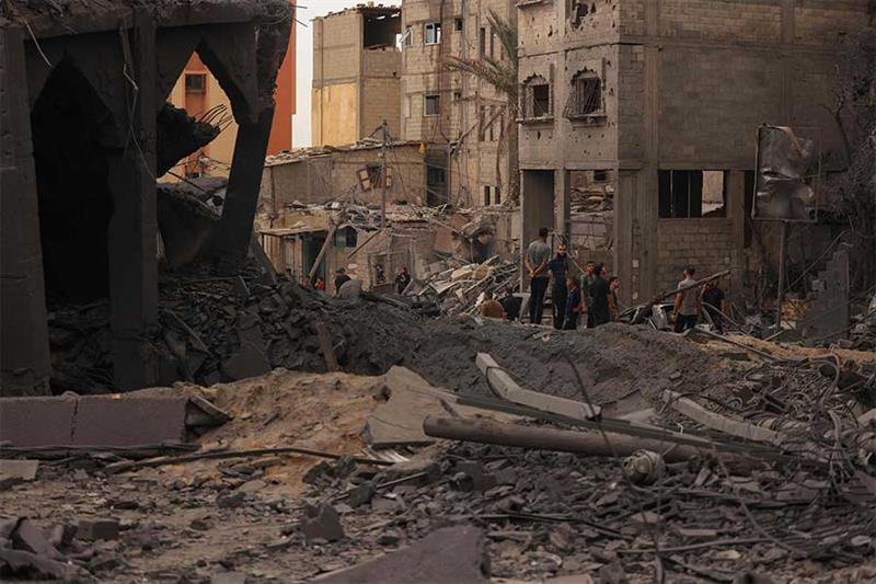 الغارات الإسرائيلية تتواصل على غزة وعدد الشهداء يتجاوز 400