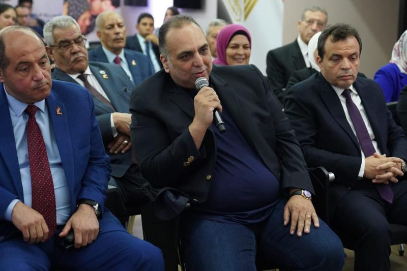 الحملة الرسمية للرئيس عبد الفتاح السيسي تستقبل وفدا من حزب مصر الحديثة