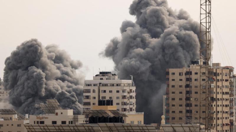 الاحتلال يواصل قصف غزة 