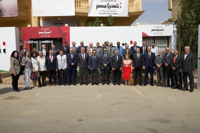 الحملة الرسمية للمرشح عبد الفتاح السيسي تستقبل وفداً من تحالف الأحزاب المصرية
