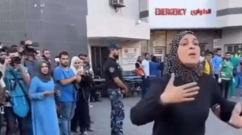 فيديو مأساوي لسيدة خسرت أطفالها بالقصف الإسرائيلي.. أبكت رواد السوشيال ميديا
