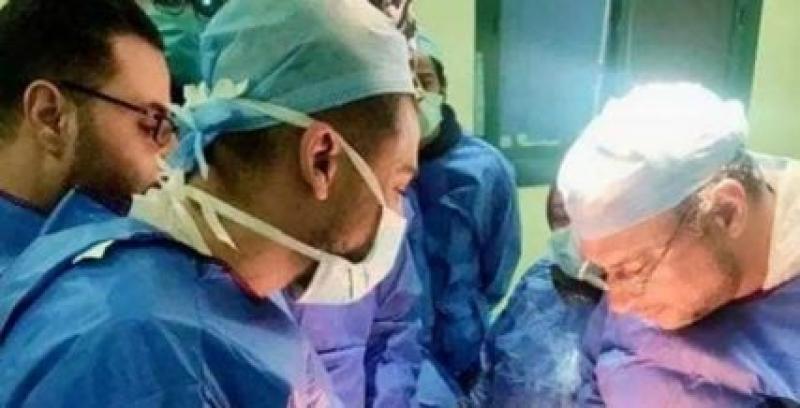 إيفاد أول مجموعة يوم الإثنين.. نقيب الأطباء: تطوع  720 عضوا لعلاج جرحى غزة