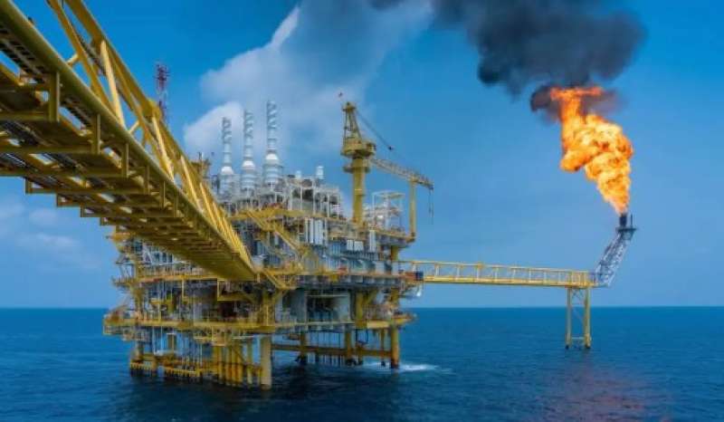 إكسون موبيل تبدأ البحث عن الغاز في منطقتين بالبحر المتوسط مطلع 2024