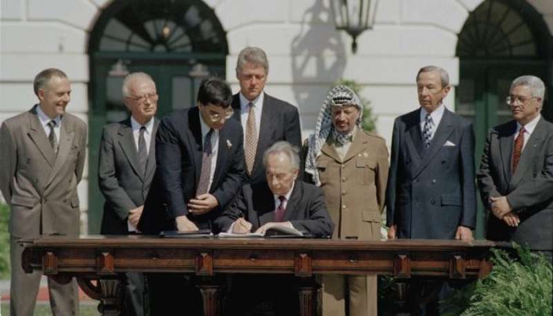 توقيع اتفاق أوسلو 
