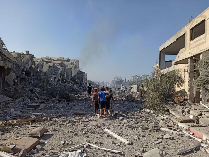 قمة الخليج ودول آسيان: ندعو جميع الأطراف لضمان وصول المساعدات الإنسانية لغزة