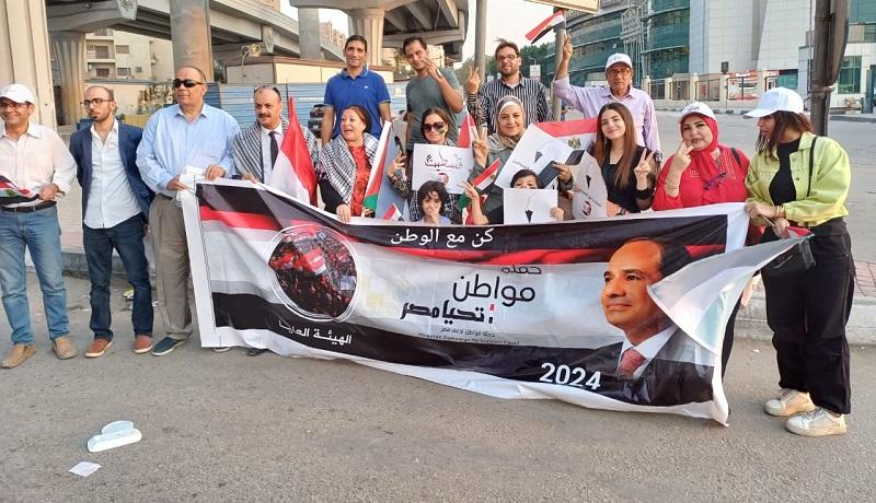 أعضاء ”مواطن” بالوراق وإمبابة يشاركون في جمعة دعم فلسطين