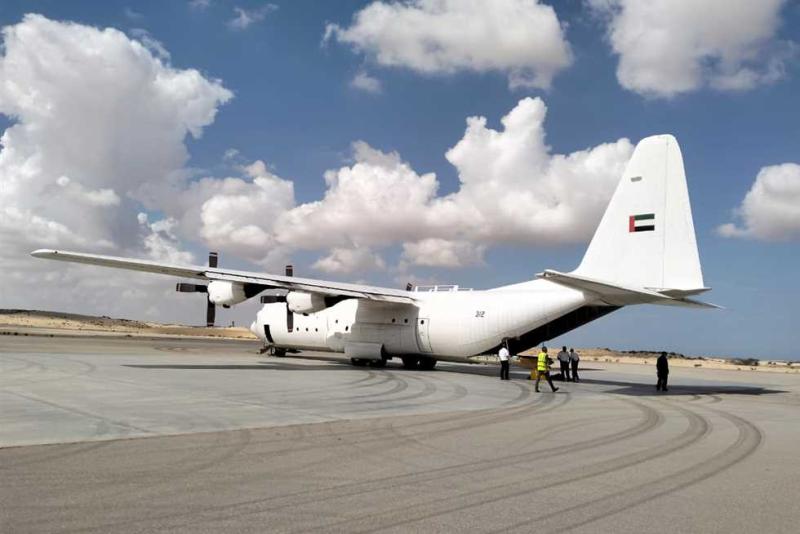 مطار العريش يستقبل طائرتي شحن مساعدات مغربية لغزة