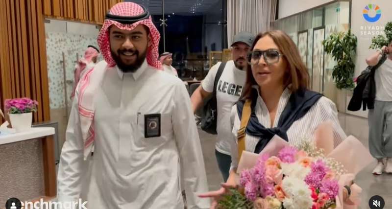 عار عليكم.. الجمهور يفتح النار على إليسا بسبب حفل السعودية «فيديو»
