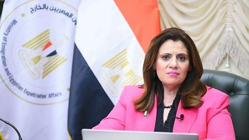 وزيرة الهجرة- سها الجندي