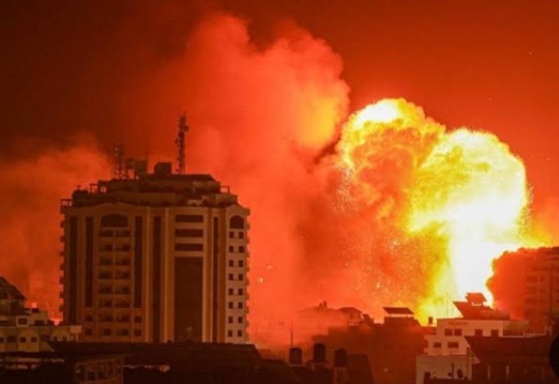 قصف قوات الاحتلال قطاع غزة 
