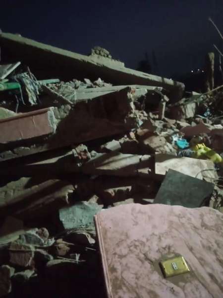 8 ضحايا في انهيار مبنى بإحدى قرى سوهاج