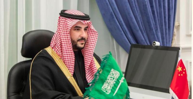 وزير الدفاع السعودي يطالب بوقف فوري لإطلاق النار في غزة